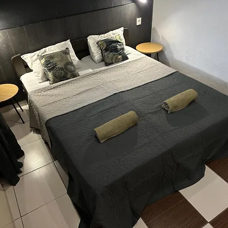 Le Reve Hostel