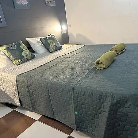 بيت شباب Le Reve *